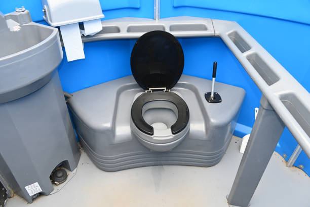 Best Portable restroom trailer rental  in Hernando Beach, FL